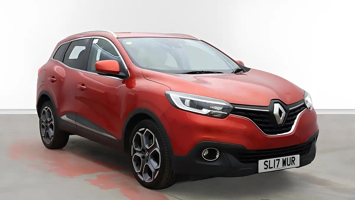 Used 2017 Renault Kadjar Dynamique S Nav Red - Front View