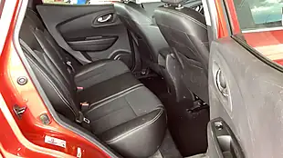 Used 2017 Renault Kadjar Dynamique S Nav Red - Interior and Exterior details 10