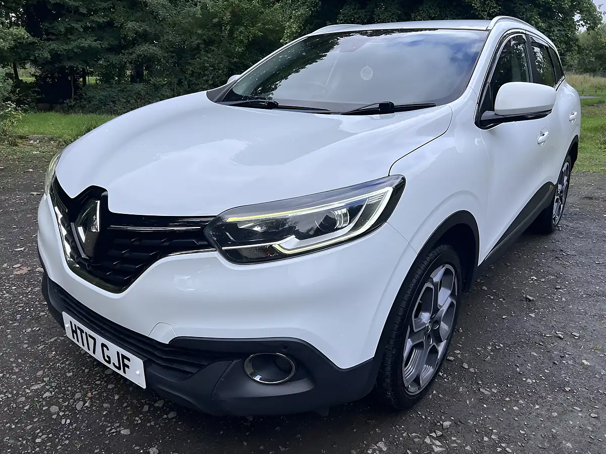Used 2017 Renault Kadjar Dynamique S Nav White - Front View
