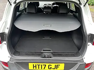 Used 2017 Renault Kadjar Dynamique S Nav White - Interior and Exterior details 11