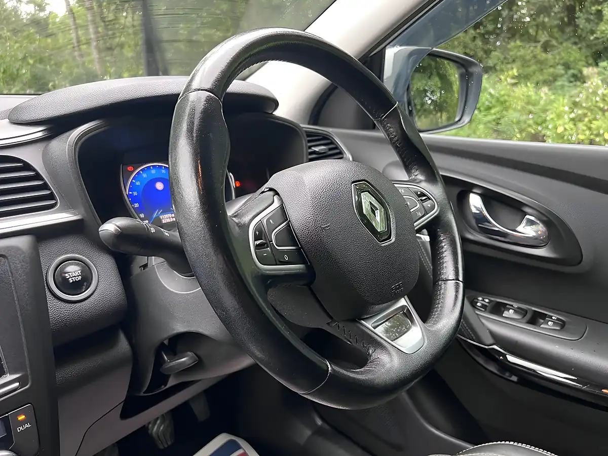 Used 2017 Renault Kadjar Dynamique S Nav White - Interior and Exterior details 19