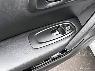Used 2017 Renault Kadjar Dynamique S Nav White - Interior and Exterior details 20