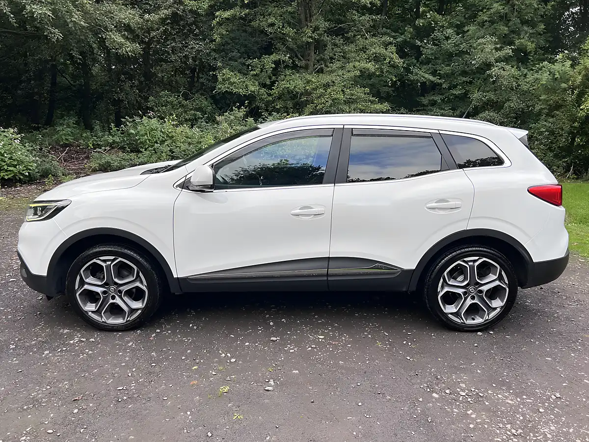 Used 2017 Renault Kadjar Dynamique S Nav White - Interior and Exterior details 3