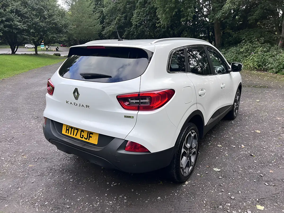 Used 2017 Renault Kadjar Dynamique S Nav White - Interior and Exterior details 6