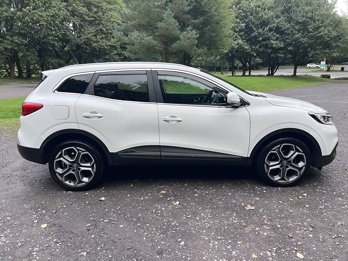 Used 2017 Renault Kadjar Dynamique S Nav White - Interior and Exterior details 7