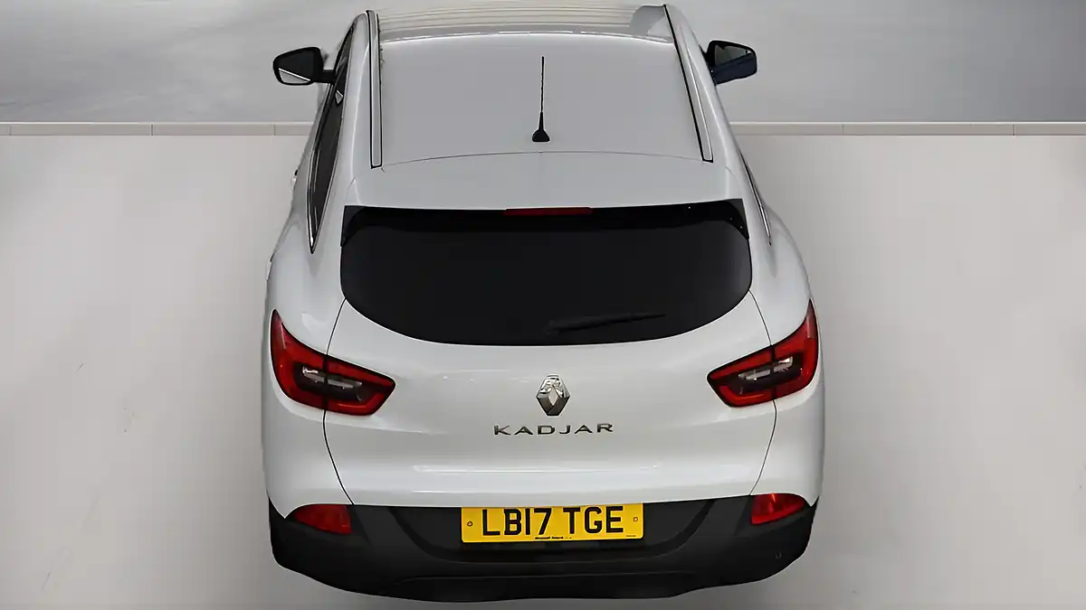 Used 2017 Renault Kadjar Dynamique S Nav White - Interior and Exterior details 4