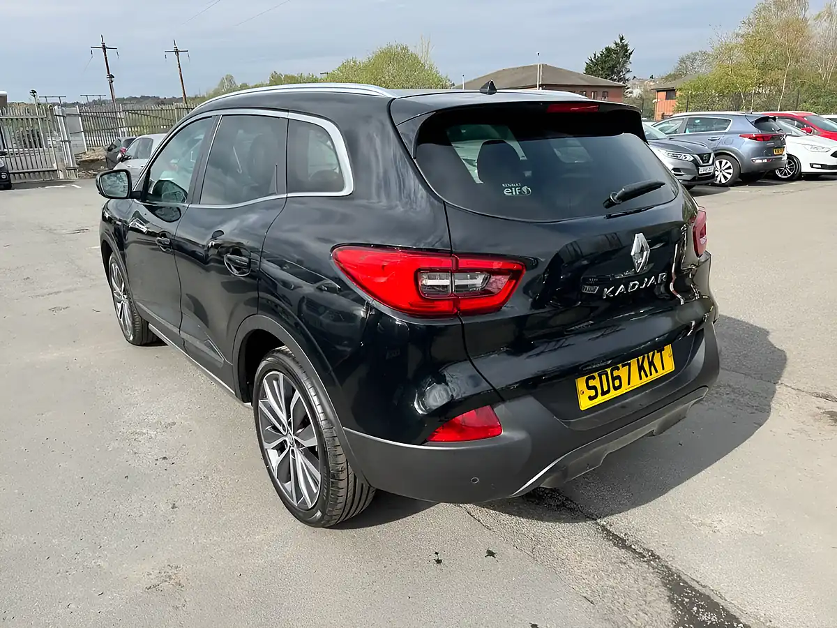 Used 2017 Renault Kadjar Signature Edition Black - Interior and Exterior details 4