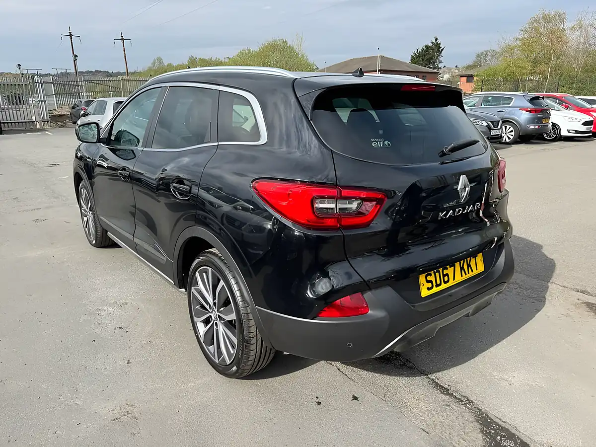 Used 2017 Renault Kadjar Signature Edition Black - Interior and Exterior details 5