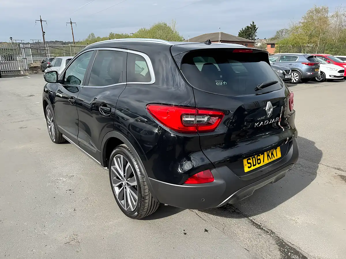 Used 2017 Renault Kadjar Signature Edition Black - Interior and Exterior details 6