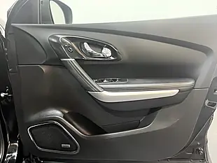 Used 2017 Renault Kadjar Signature Nav Black - Interior and Exterior details 13
