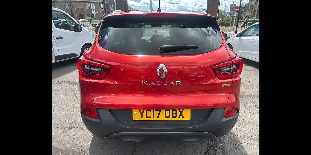 Used 2017 Renault Kadjar Signature Nav Flame Red - Interior and Exterior details 6