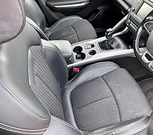 Used 2017 Renault Kadjar Signature Nav Silver - Interior and Exterior details 11