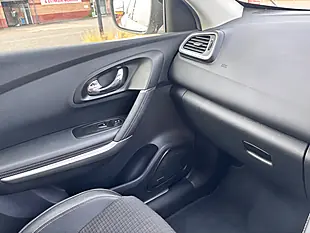 Used 2017 Renault Kadjar Signature Nav Silver - Interior and Exterior details 12