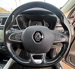 Used 2017 Renault Kadjar Signature Nav Silver - Interior and Exterior details 16
