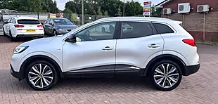 Used 2017 Renault Kadjar Signature Nav Silver - Interior and Exterior details 9