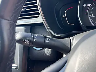 Used 2017 Renault Kadjar Signature S Nav Titanium Grey - Interior and Exterior details 14