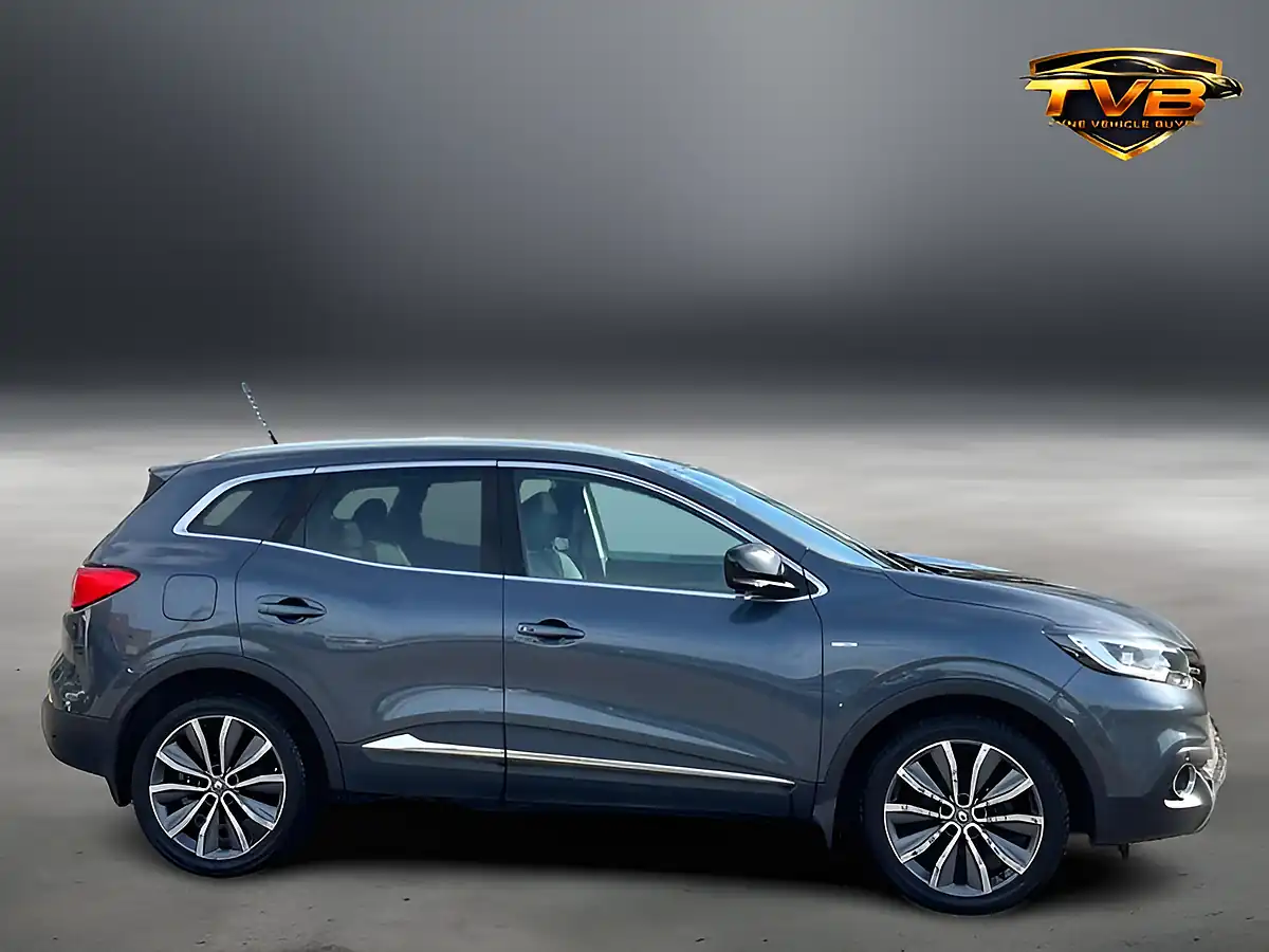 Used 2017 Renault Kadjar Signature S Nav Titanium Grey - Interior and Exterior details 16