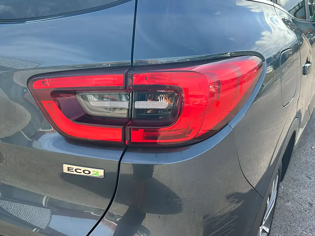 Used 2017 Renault Kadjar Signature S Nav Titanium Grey - Interior and Exterior details 18