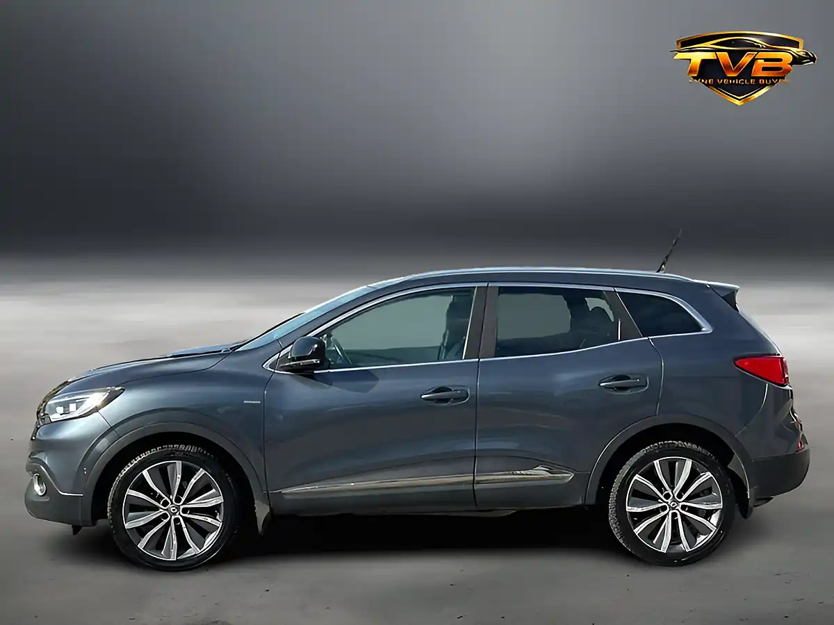 Used 2017 Renault Kadjar Signature S Nav Titanium Grey - Interior and Exterior details 4