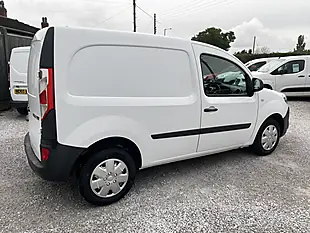 Used 2017 Renault Kangoo Business White - Interior and Exterior details 14
