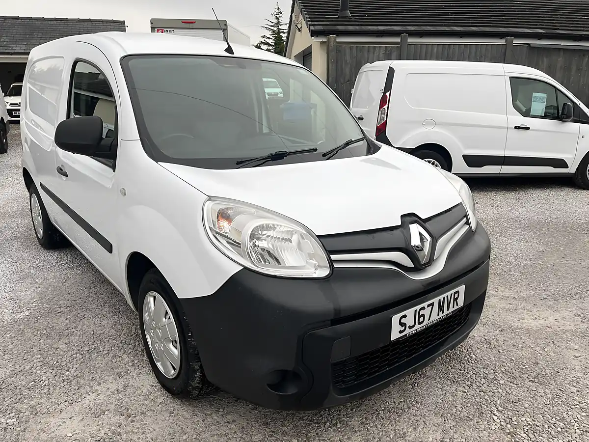 Used 2017 Renault Kangoo Business White - Interior and Exterior details 3