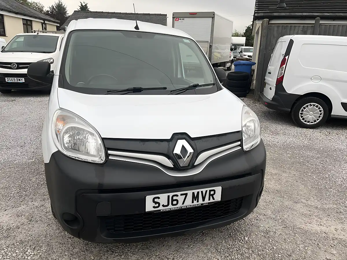 Used 2017 Renault Kangoo Business White - Interior and Exterior details 5