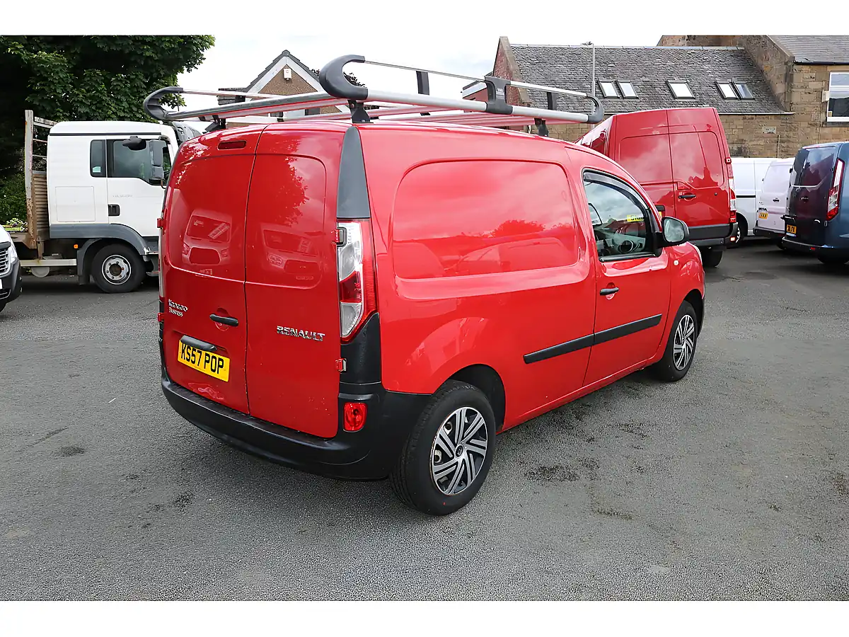 Used 2017 Renault Kangoo Ml19 Business Energy Red - Interior and Exterior details 8