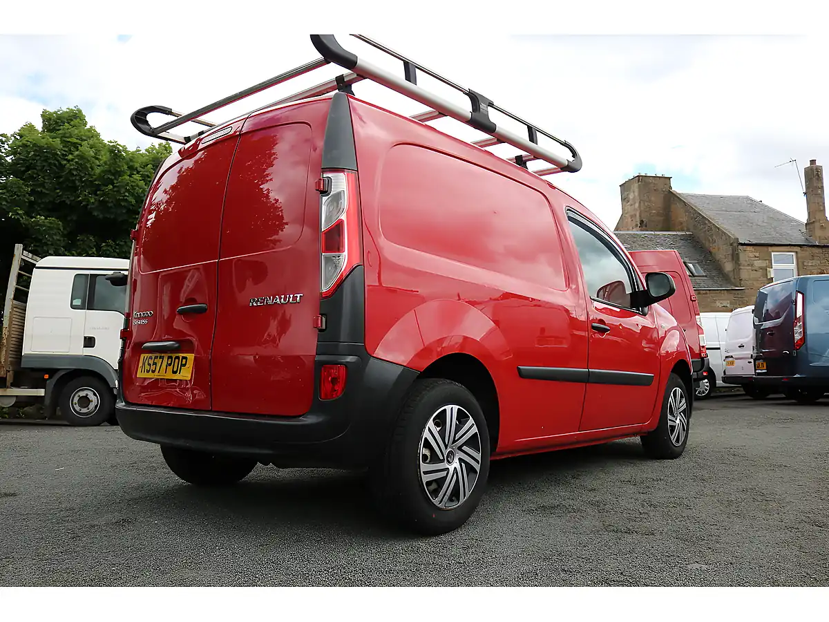 Used 2017 Renault Kangoo Ml19 Business Energy Red - Interior and Exterior details 9