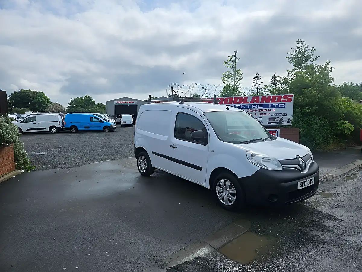 Used 2017 Renault Kangoo ML19 Business White - Front View