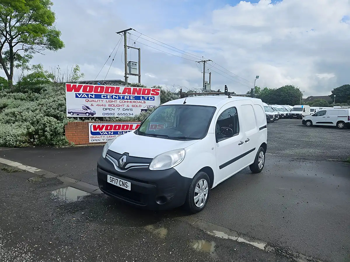 Used 2017 Renault Kangoo ML19 Business White - Interior and Exterior details 4