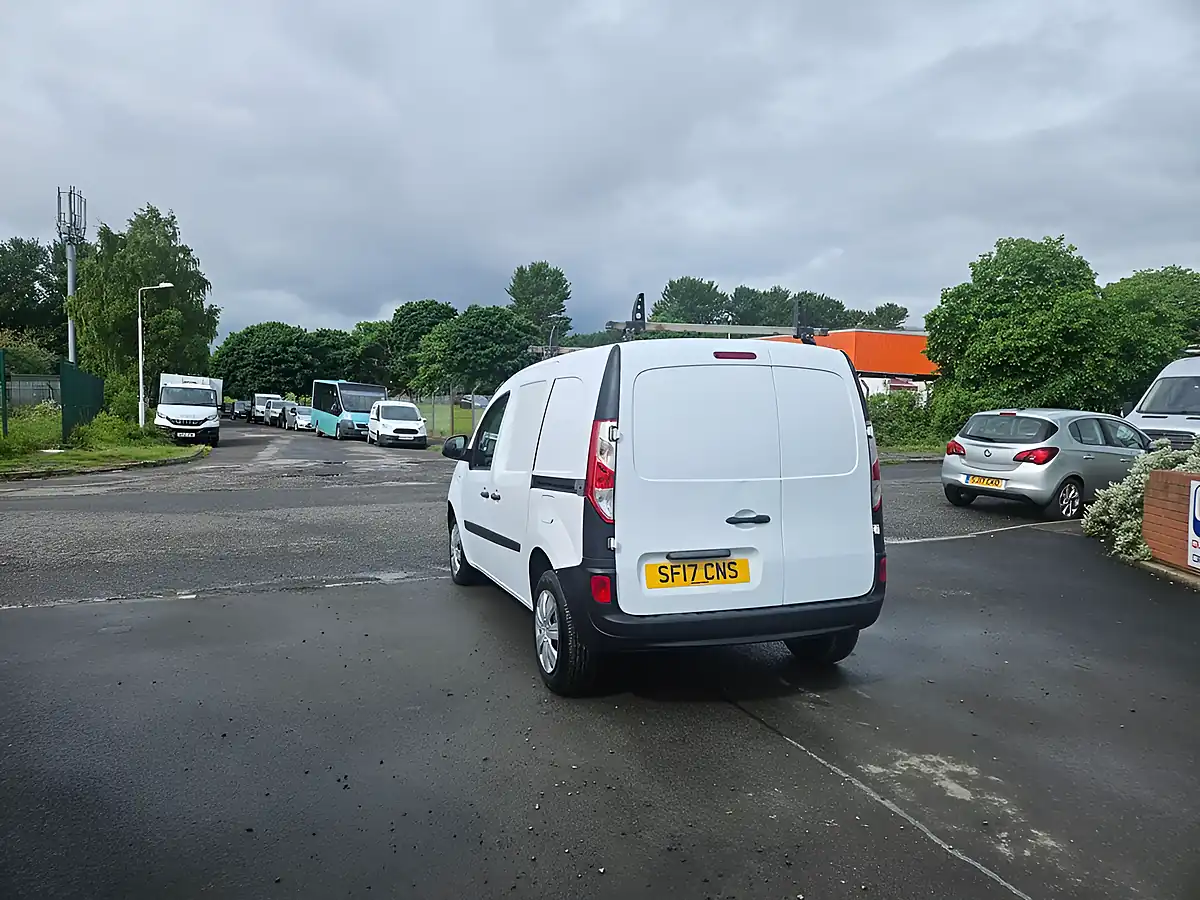 Used 2017 Renault Kangoo ML19 Business White - Interior and Exterior details 6
