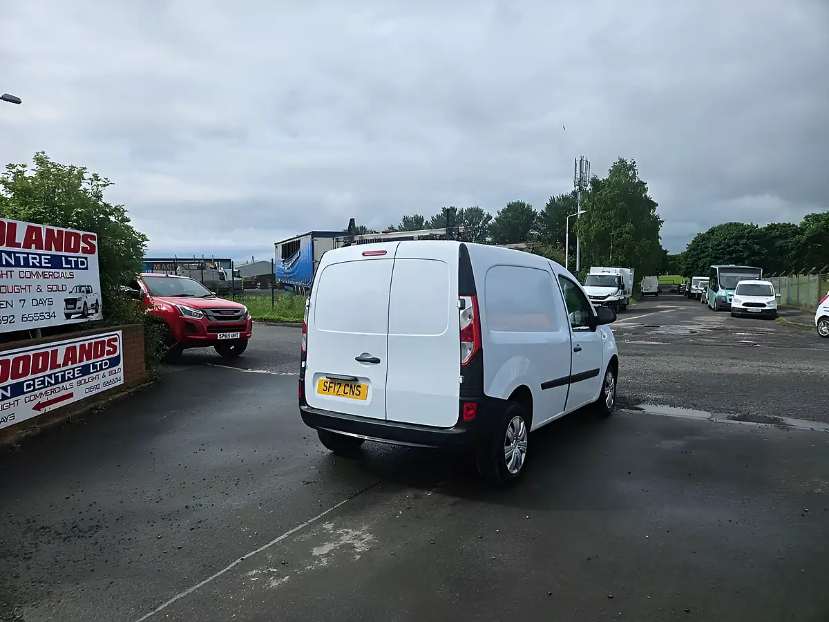 Used 2017 Renault Kangoo ML19 Business White - Interior and Exterior details 8