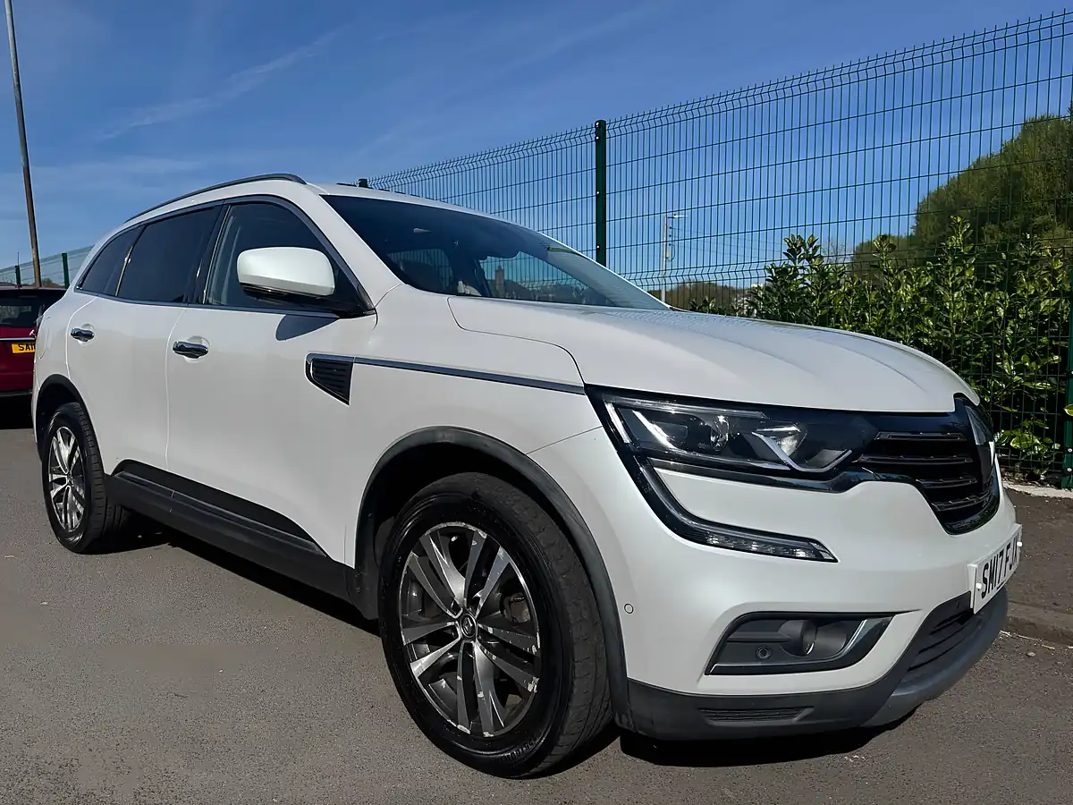 Used 2017 Renault Koleos Dynamique S Nav White - Front View