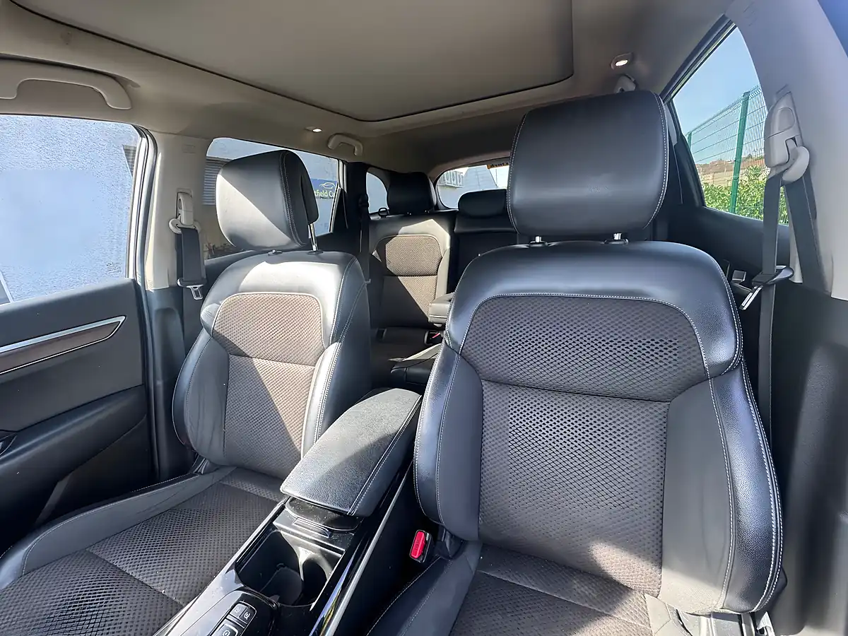 Used 2017 Renault Koleos Dynamique S Nav White - Interior and Exterior details 5