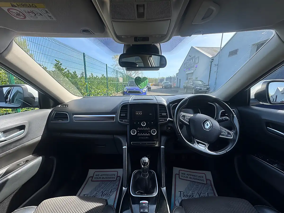 Used 2017 Renault Koleos Dynamique S Nav White - Interior and Exterior details 7