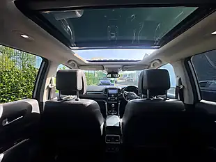 Used 2017 Renault Koleos Dynamique S Nav White - Interior and Exterior details 8