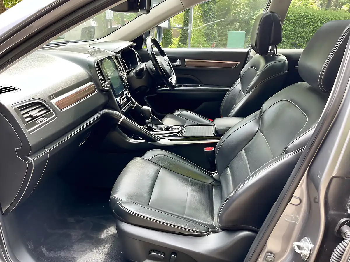 Used 2017 Renault Koleos Signature Nav Grey - Interior and Exterior details 10