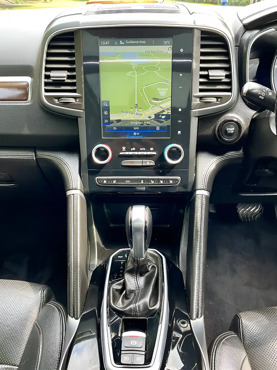 Used 2017 Renault Koleos Signature Nav Grey - Interior and Exterior details 17