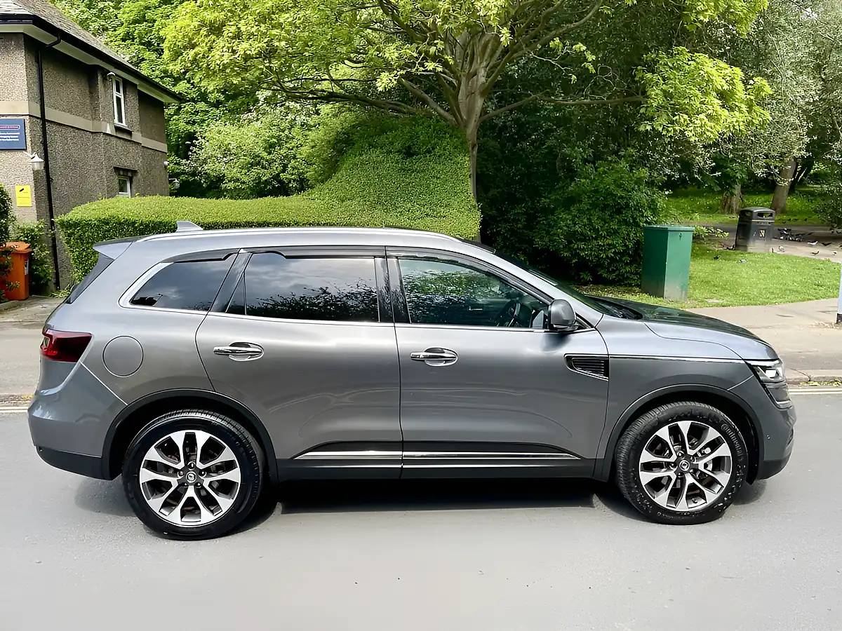 Used 2017 Renault Koleos Signature Nav Grey - Interior and Exterior details 7