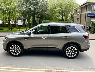 Used 2017 Renault Koleos Signature Nav Grey - Interior and Exterior details 8