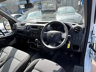 Used 2017 Renault Master Business White - Interior and Exterior details 19