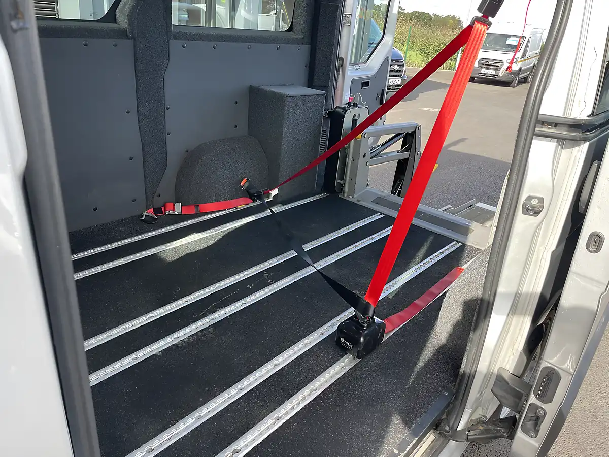 Used 2017 Renault Master SL28 Business Grey - Interior and Exterior details 12