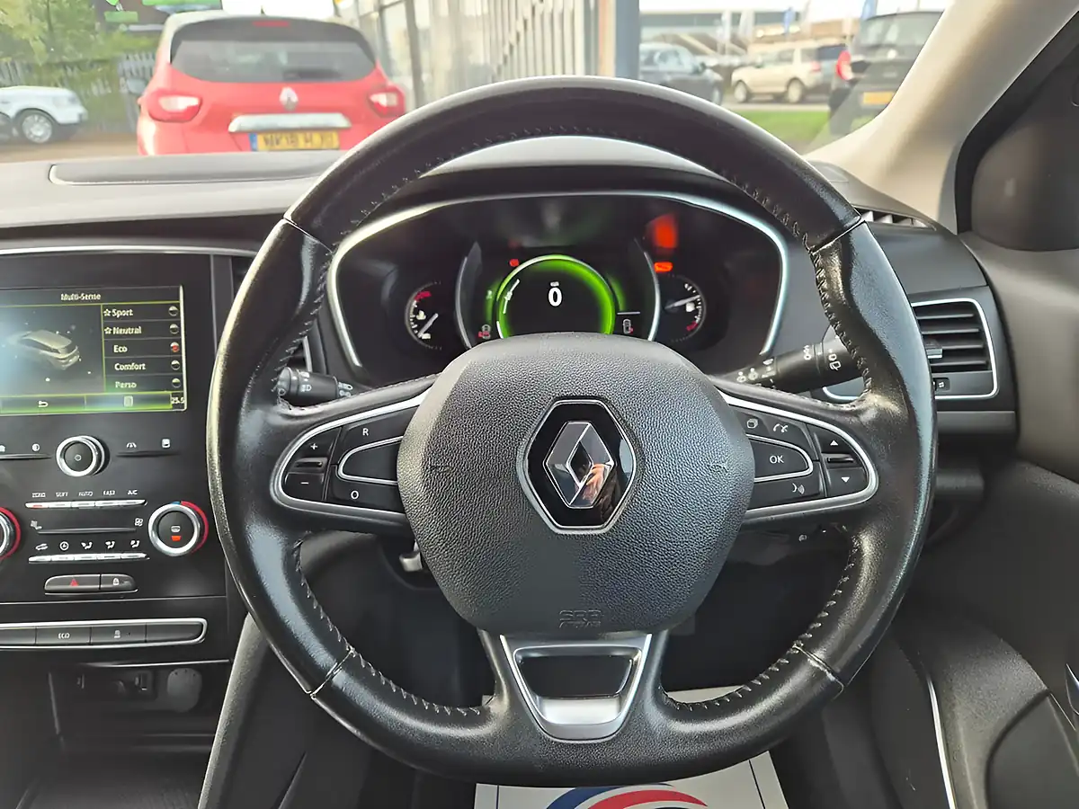 Used 2017 Renault Megane Dynamique Nav Black - Interior and Exterior details 11