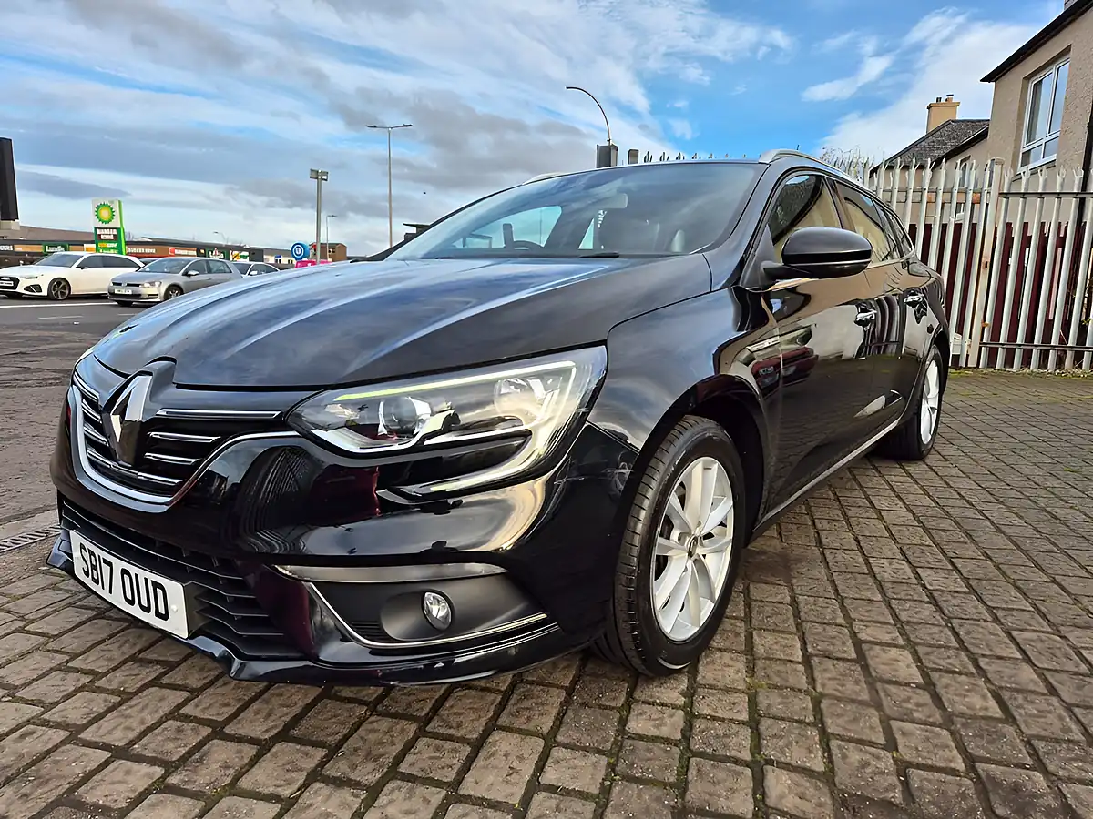 Used 2017 Renault Megane Dynamique Nav Black - Interior and Exterior details 3