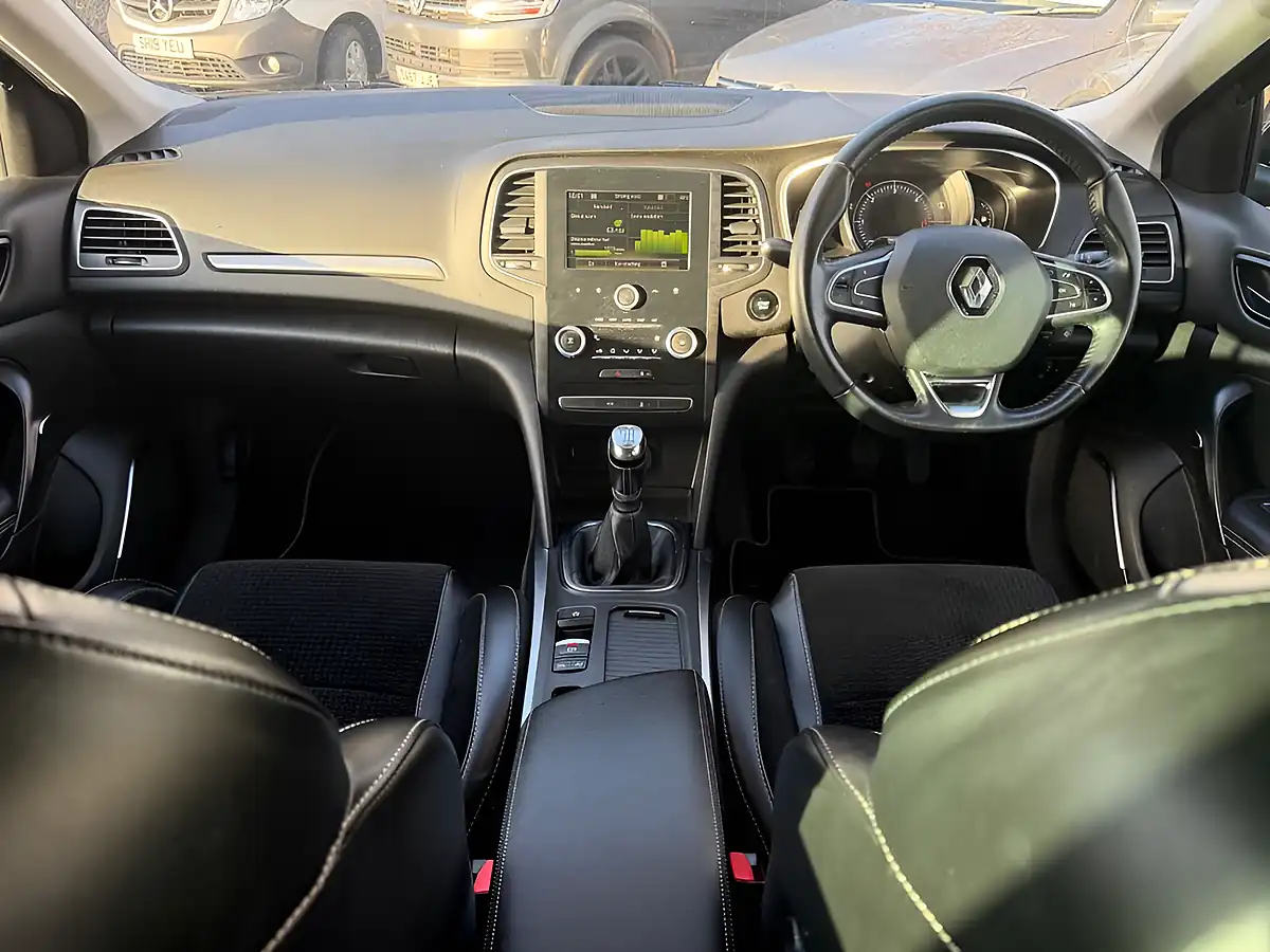Used 2017 Renault Megane Dynamique Nav Black - Interior and Exterior details 15