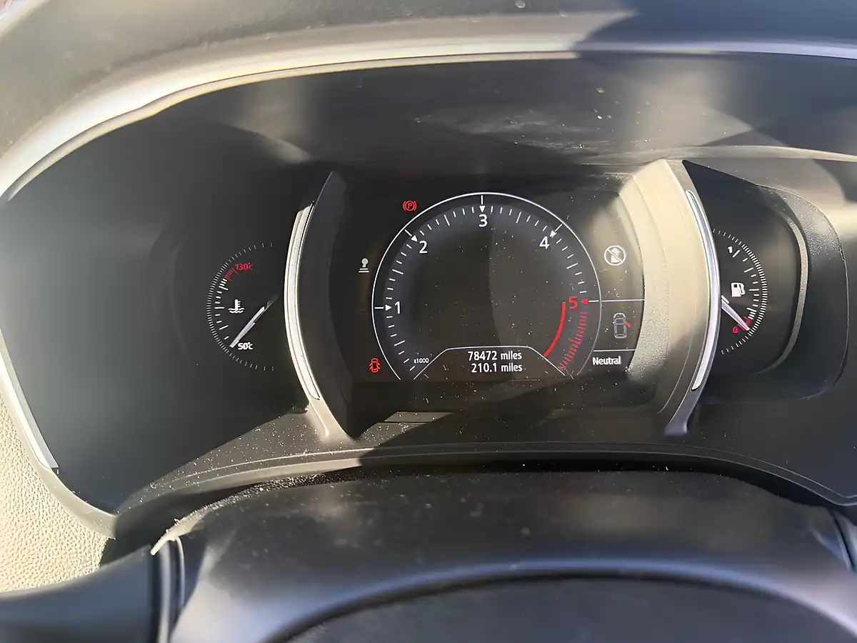 Used 2017 Renault Megane Dynamique Nav Black - Interior and Exterior details 18