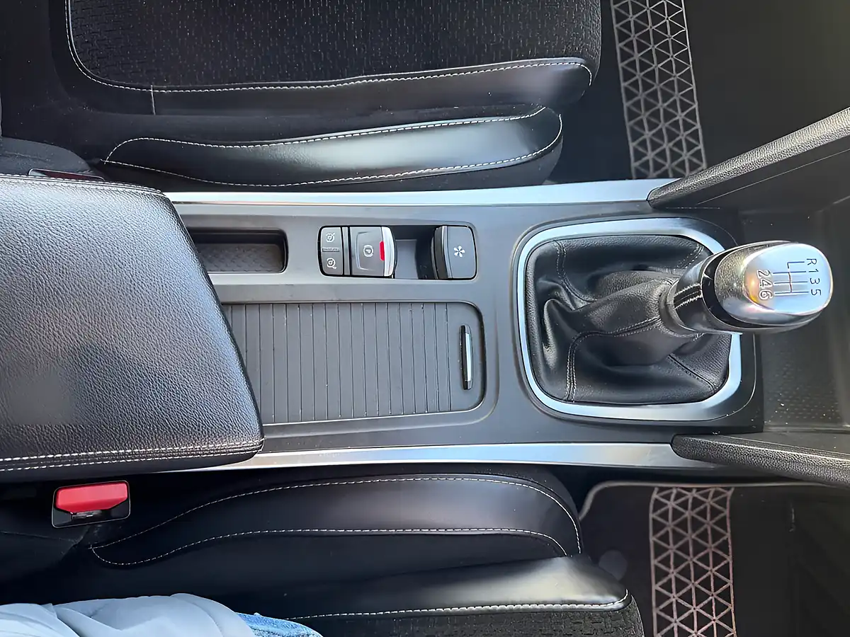 Used 2017 Renault Megane Dynamique Nav Black - Interior and Exterior details 20