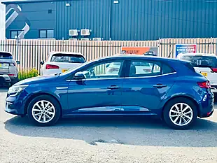 Used 2017 Renault Megane Dynamique Nav Blue - Interior and Exterior details 11