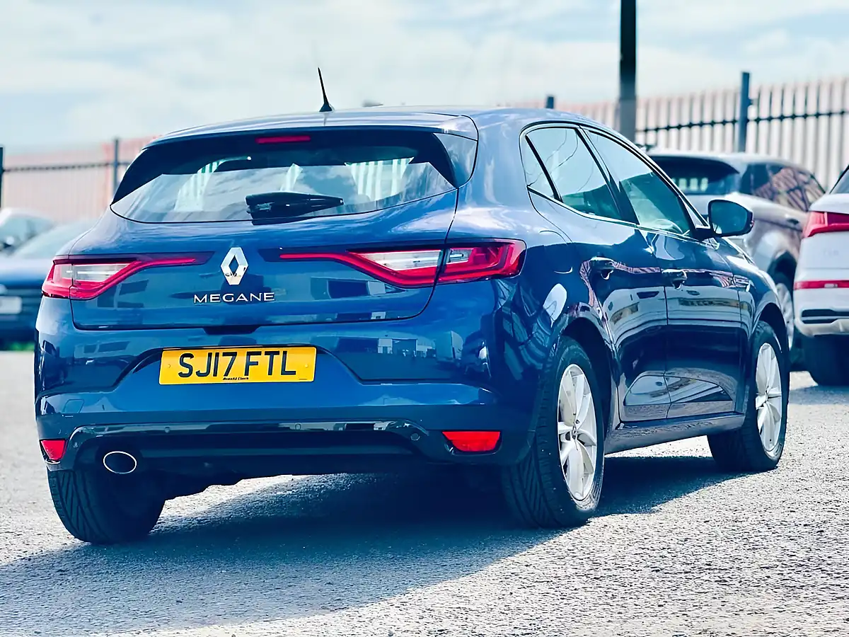 Used 2017 Renault Megane Dynamique Nav Blue - Interior and Exterior details 14