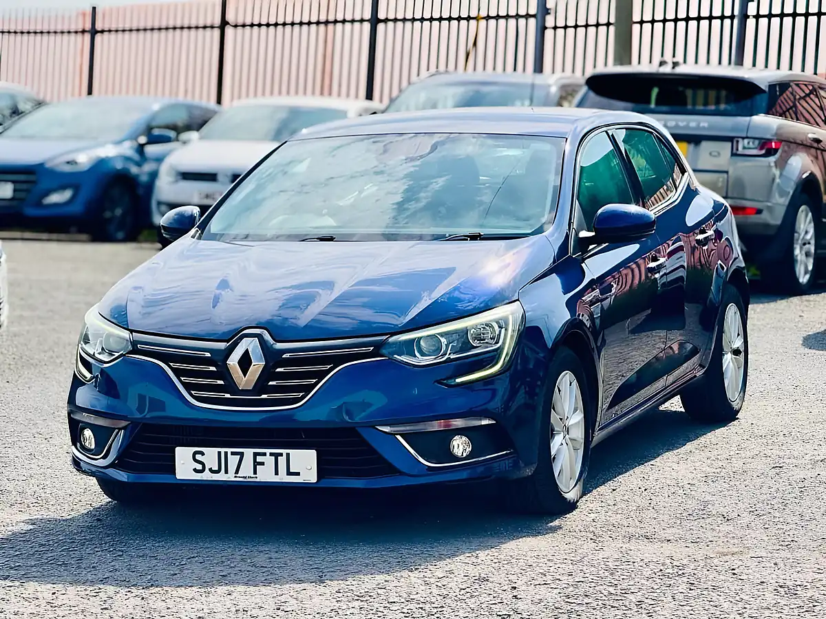 Used 2017 Renault Megane Dynamique Nav Blue - Interior and Exterior details 7